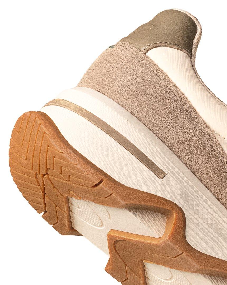 close up view of the KINETIC™ Ember Sneaker