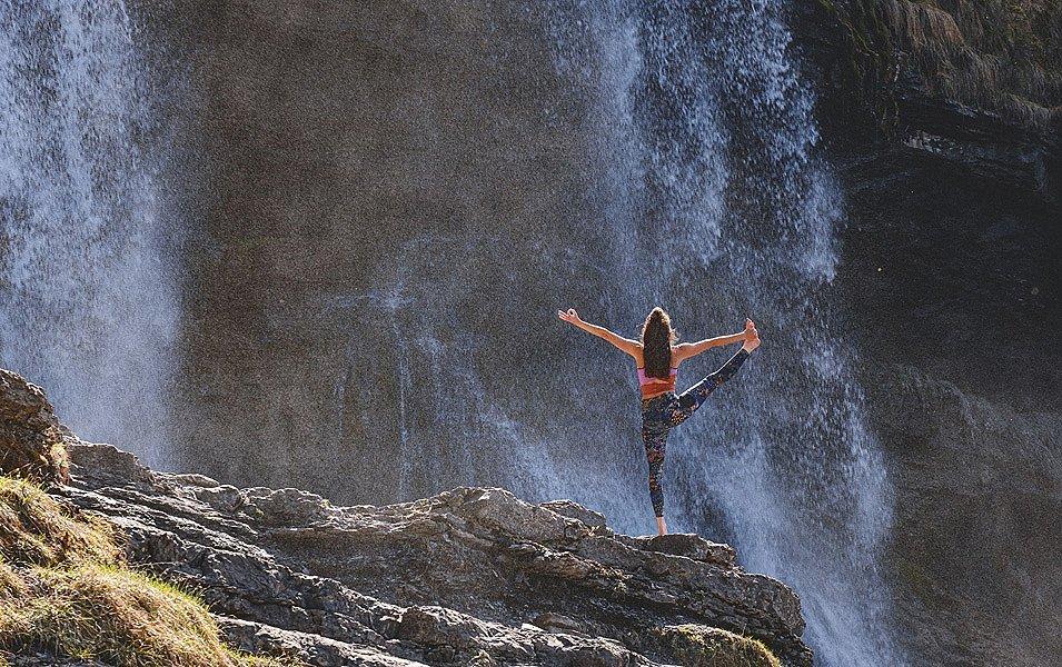 Solo runner making a turn