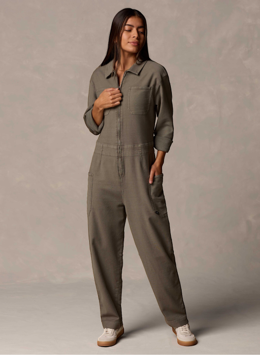 An image representing women's jumpsuits