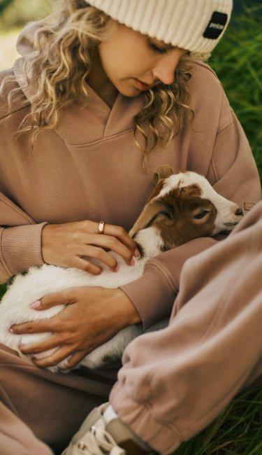 an image of women's DreamFleece collection