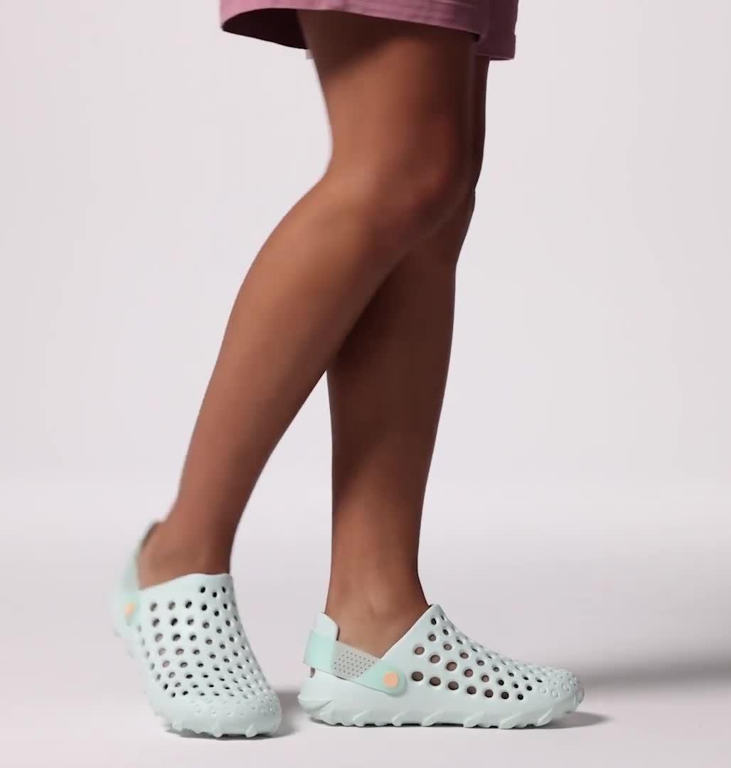 Women's Creeksider Clog, Color: Icy Morn, Peach Fizz